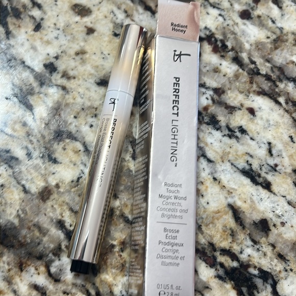 ♣️🌙Rare! It Cosmetics Radiant Honey Perfect Lighting Radiant Touch Magic Wand - Picture 2 of 11